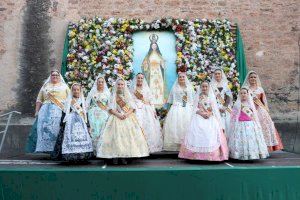 El Paellas Fest, la emotiva ofrenda a la Esperanza y el pasacalle infantil protagonizan el lunes de Fira