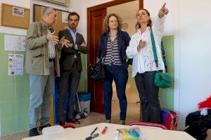 Folgado y Alonso del Real comparten pupitre con los alumnos del Colegio Madre Petra