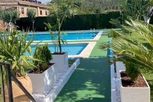 L'Ajuntament d'Alfondeguilla instal·larà plaques solars en el complex de la piscina perquè siga autosuficient