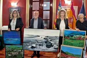 El Ayuntamiento de Alboraya dona siete cuadros a la Junta Local Contra el Cáncer