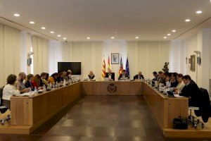 Vila-real aprueba por unanimidad la instalación de paneles solares en otros cuatro edificios municipales
