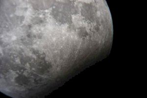 Fotografía hecha por Manuel desde El Toro del eclipse lunar