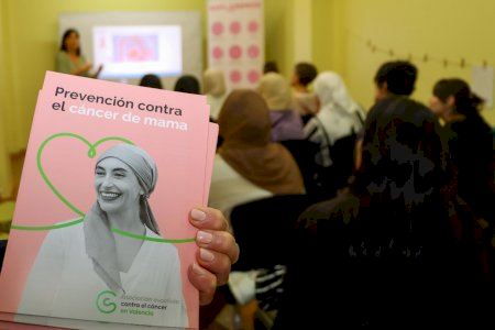 Torrent clausura la campaña contra el cáncer de mama lanzada por la delegación de la Mujer