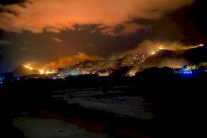 VIDEO | El incendio de Montitxelvo ya ha arrasado más de 1.400 hectáreas