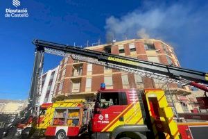 Un incendi en un edifici de Vila-real obliga a desallotjar els veïns sense causar ferits