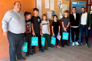 L'alcalde de Sagunt felicita l'alumnat del CEIP Vilamar com a guanyadors del premi Consumópolis