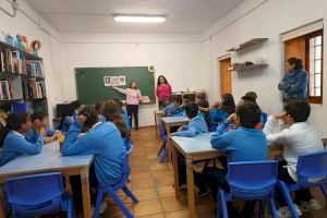 El taller d’ocupació ‘Dinamitza’t’ organitza un taller d’art per a alumnes d’Infantil i Primària