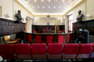 El Ayuntamiento de Sagunto rehabilita y adapta el Salón de Plenos municipales al siglo XXI