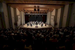 La Orquesta “Llíria City of Music” participa en los actos de reapertura del Palau de la Música de València