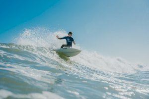 Éxito Total en el Campeonato Autonómico de Surf Universitario celebrado en Alboraya