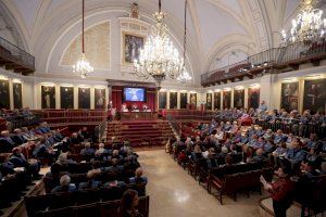 La Nau Gran de la Universitat de València entrega los diplomas a más de 270 estudiantes