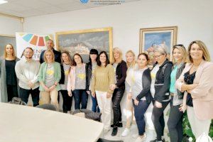 Una delegación de profesoras de Serbia visita el colegio Les Rotes para realizar un intercambio de buenas prácticas