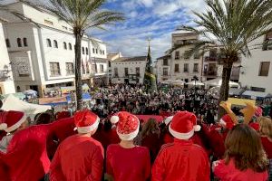 Este viernes arranca la XII Feria de Navidad con los coros escolares y el encendido de la iluminación navideña en La Nucía