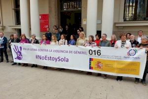 Subdelegación del Gobierno en Castelló realiza minuto de silencio en condena por el asesinato machista de Sagunt
