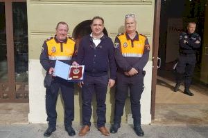 Protección Civil de Requena recibe un premio por su labor, en el Día de la Policía Local, conmemorando 170 años de servicio ciudadano