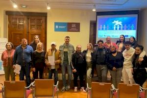 Los itinerarios de inserción del Ayuntamiento de la Vall d'Uixó forman a 27 personas