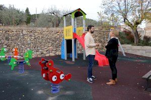L'Ajuntament renova el parc infantil de la Foia de l'Alcalatén