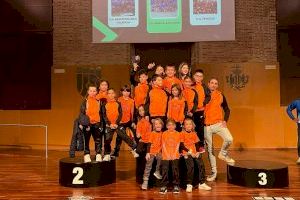 El Club de Natación de la Costera consigue por primera vez en su historia tres premios en la Gala FNCV celebrada el viernes en Valencia