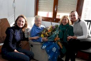 La Alcaldesa de Castellón felicita a Humildad Agut Escrig por su 105 cumpleaños