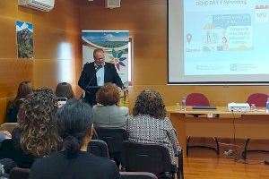 La Diputació y CCEI Valencia reúnen a emprendedores en el ámbito rural en una jornada profesional en Enguera
