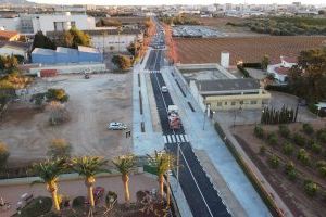 El Ajuntament finaliza las obras de urbanización del entorno del instituto José Vilaplana