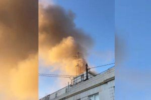 Incendi en els voltants d'un conegut bar del centre de València