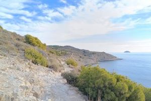 La provincia de Alicante gana un nuevo Sendero Azul por su espectacular costa