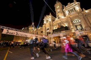 Los mercados municipales de València entregarán una camiseta de running a quien lleve el dorsal de la San Silvestre