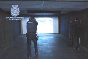 La Jefatura Superior de la Policía Nacional de la Comunidad Valenciana inaugura su nueva galería de tiro virtual