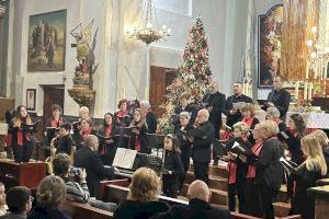 La Iglesia de La Nucía se llenó para presenciar el Concert de Nadal de la coral