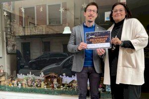 La tienda Les Hores de Sonieta gana el concurso de escaparates navideños 2023