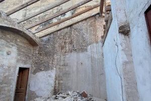 La parroquia de San Juan Bautista de Beniarbeig pide ayuda para reparar el tejado de su casa parroquial