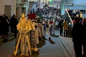 La Cabalgata de Reyes Magos de Soneja pone el broche de oro a una Navidad con grandes novedades