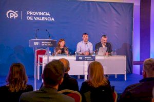 Mompó renueva la ejecutiva provincial con la vista puesta en 2027