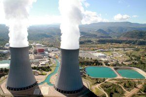 Cofrentes para el reactor de la central nuclear por una pérdida de agua sin consecuencias
