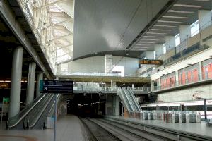 Renfe implementa a partir del lunes un plan alternativo de transporte para los viajeros del AVE desde Castellón