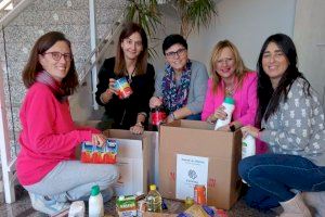 El Aula de Mayores de Participación Ciudadana organiza una recogida de alimentos no perecederos para Cáritas Diocesana de Petrer