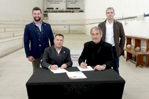 Ayuntamiento, Federación, Club y afición recuperan la Pilota Valenciana en Burriana