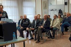 La Policía Local de València comienza una serie de charlas  de seguridad en los centros de mayores