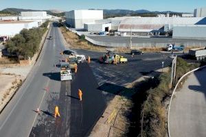 Onda mejora la pavimentación de las zonas industriales con la actuación en más de 25.000 metros cuadrados