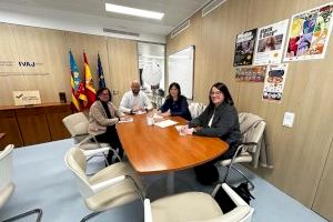 El IVAJ propone al Ayuntamiento de Biar un convenio de colaboración para el albergue
