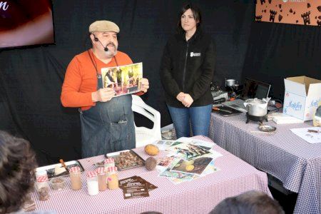 La primera gran Feria del Chocolate de Torrent finaliza con un éxito rotundo