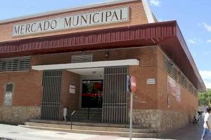 El PSPV-PSOE de Onda propone al equipo de gobierno la instalación de taquillas en la zona exterior del mercado municipal