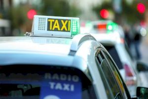Convocatoria para obtener el permiso local de conducción de taxis en Santa Pola