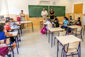 212 estudiantes de Primaria y ESO se benefician de las ayudas municipales de refuerzo escolar en Benidorm