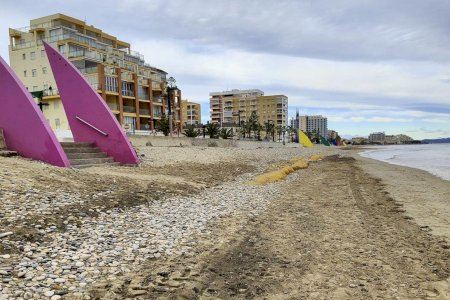 La platja de Morro de Gos d'Oropesa guanyarà més espai d'arenal però es queda sense servicis