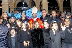 El Carnaval se despide de Benidorm con el Entierro de la Sardina