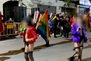 Denuncian por corrupción de menores al carnaval de Torrevieja por el desfile de niñas en lencería erótica