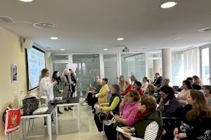 30 personas participan en la “Formación Gratuita para Cuidadores” en La Nucía