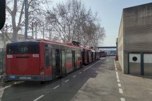 CGTPV: “EMT València incumple sistemáticamente las normas de gestión ambiental, al expulsar el gas de autobuses retirados a la atmósfera”